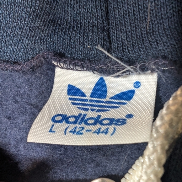 Vintage Adidas Men's L Full-Zip Hoodie - Navy - Picture 3 of 11